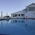 Skiathos Club & 4*