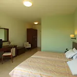 호텔 Skiathos Club & 4*