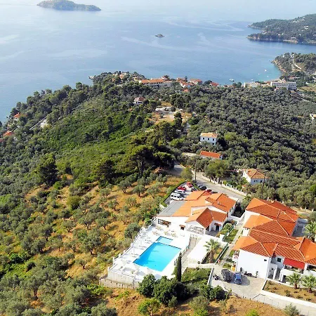 Skiathos Club & فاسيلياس