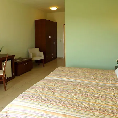 Skiathos Club & 酒店 瓦西里亚斯