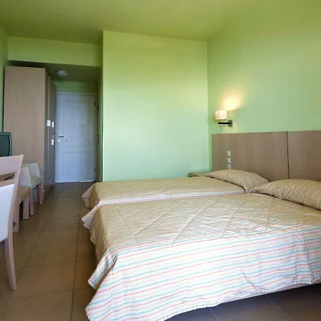 酒店 Skiathos Club &