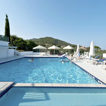 Skiathos Club & 4* 瓦西里亚斯