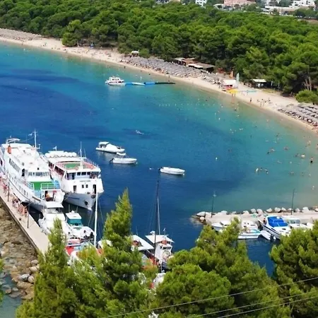 Skiathos Club & 酒店 瓦西里亚斯