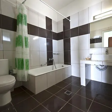 酒店 Skiathos Club &