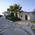 Skiathos Club & 瓦西里亚斯