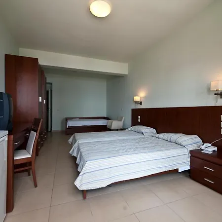 Skiathos Club & Hotel Vasilias (Skiathos)