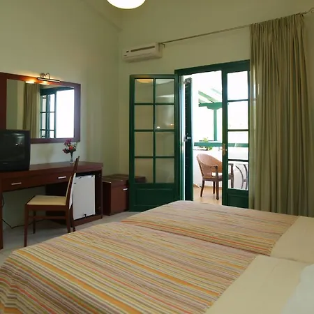 Hotel Skiathos Club &