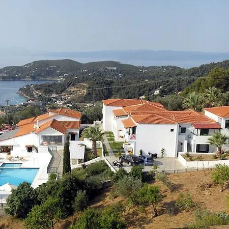 Hotel Skiathos Club & 4*